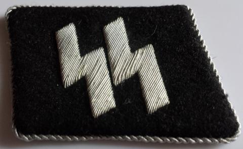 German WW2 Waffen SS NCO Untersturmfuhrer matched set of collar tabs with COA 100% original